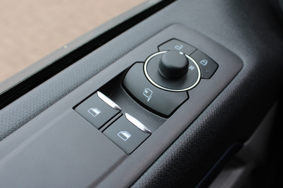 Ford Tourneo Custom 2.5 PHEV Active | B&O | Technologiepack | Led | 8P | BLIS