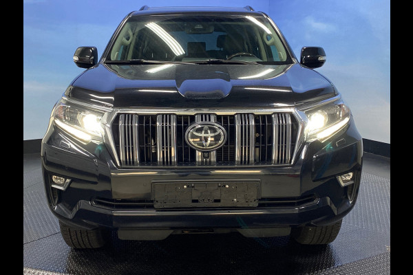 Toyota Land Cruiser 150 EXECUTIVE!! 5-peroons Bomvol!!
