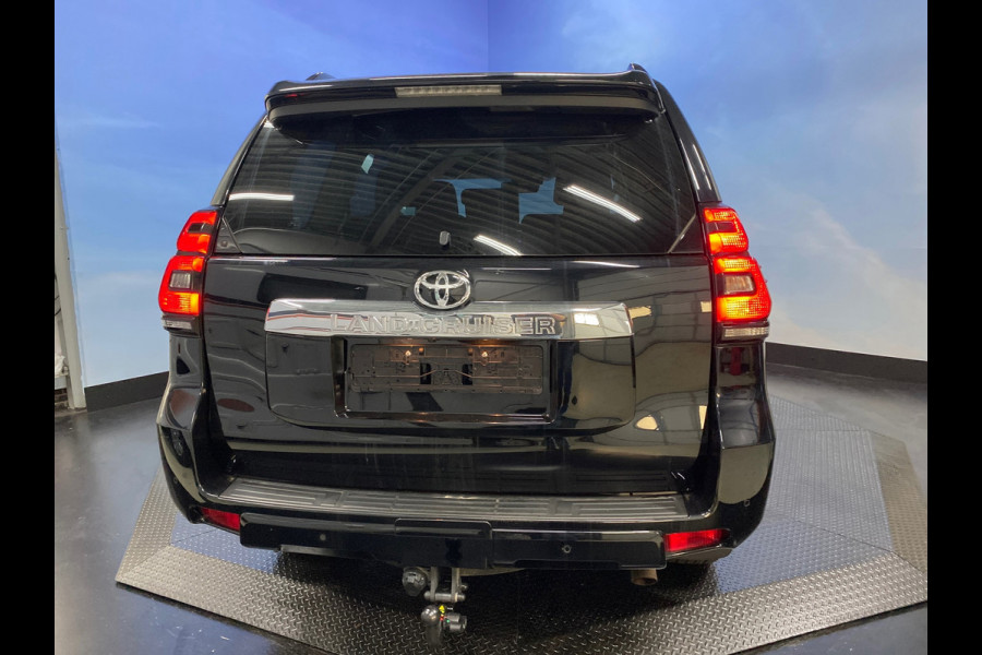 Toyota Land Cruiser 150 EXECUTIVE!! 5-peroons Bomvol!!