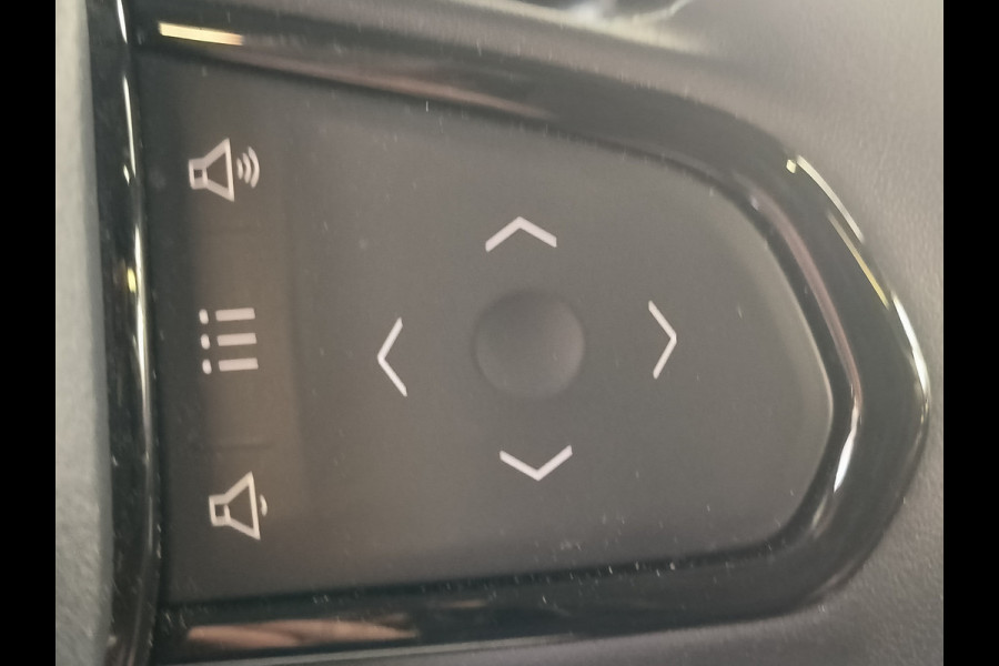 Lynk & Co 01 1.5 261PK Plug-in Hybrid * 360* camera Panorama dak Apple/Android Rijklaar + 12 maanden Bovag-garantie Henk Jongen Auto's in Helmond,  al 50 jaar service zoals 't hoort!