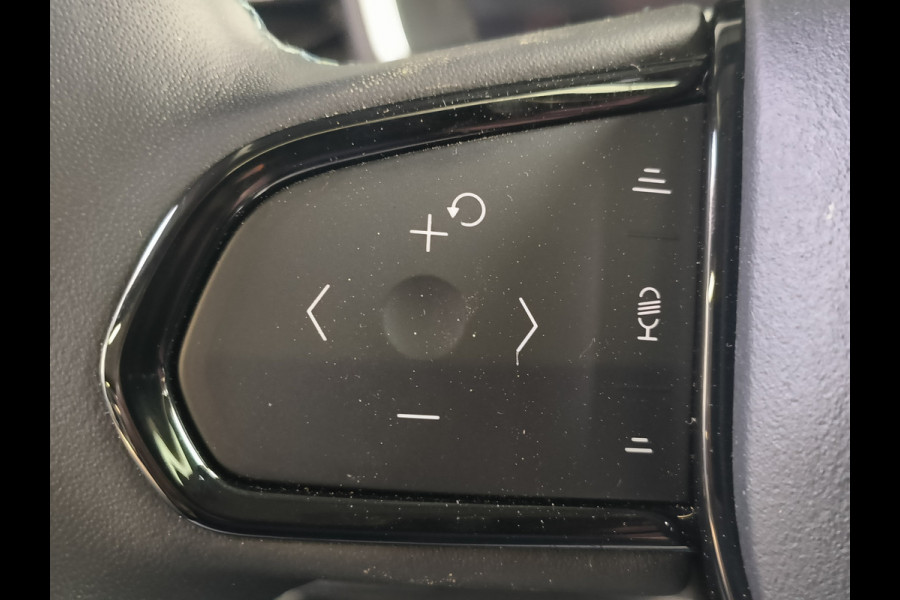 Lynk & Co 01 1.5 261PK Plug-in Hybrid * 360* camera Panorama dak Apple/Android Rijklaar + 12 maanden Bovag-garantie Henk Jongen Auto's in Helmond,  al 50 jaar service zoals 't hoort!