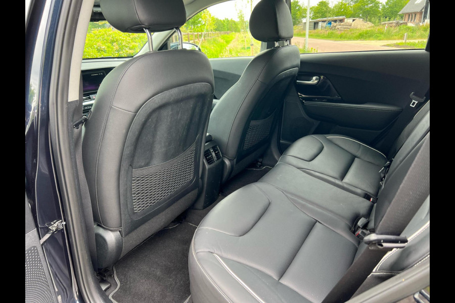 Kia e-Niro ExecutiveLine 64 kWh | Facelift Model | Camera | Apple Carplay | JBL | Cruise Control | Dealeronderhouden |