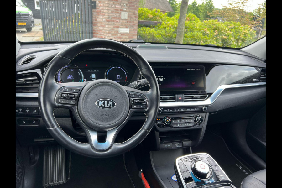 Kia e-Niro ExecutiveLine 64 kWh | Facelift Model | Camera | Apple Carplay | JBL | Cruise Control | Dealeronderhouden |
