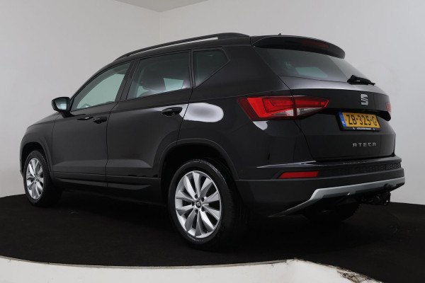 Seat Ateca 1.0 EcoTSI Style Business Intense (PARKEERSENSOREN, TREKHAAK, CAMERA, NAVIGATIE, CARPLAY, NL-AUTO, GOED ONDERHOUDEN)