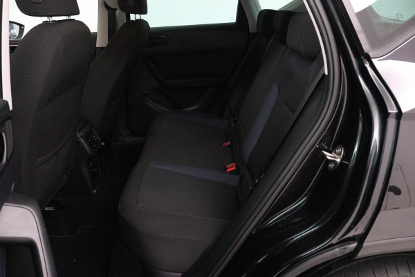 Seat Ateca 1.0 EcoTSI Style Business Intense (PARKEERSENSOREN, TREKHAAK, CAMERA, NAVIGATIE, CARPLAY, NL-AUTO, GOED ONDERHOUDEN)