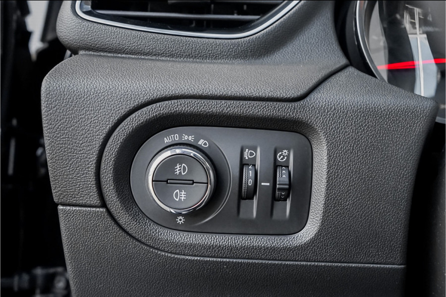 Opel Grandland X 1.2 Turbo Innovation 131PK CarPlay Navi Camera 18"