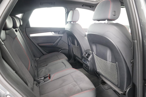 Audi Q5 Sportback 55 TFSI e S edition 367 pk S-tronic | Navigatie | Panoramadak | Parkeersensoren (Park assist) | Rondomzicht camera | Elktr. Voorstoelen | Stoelverwarming |