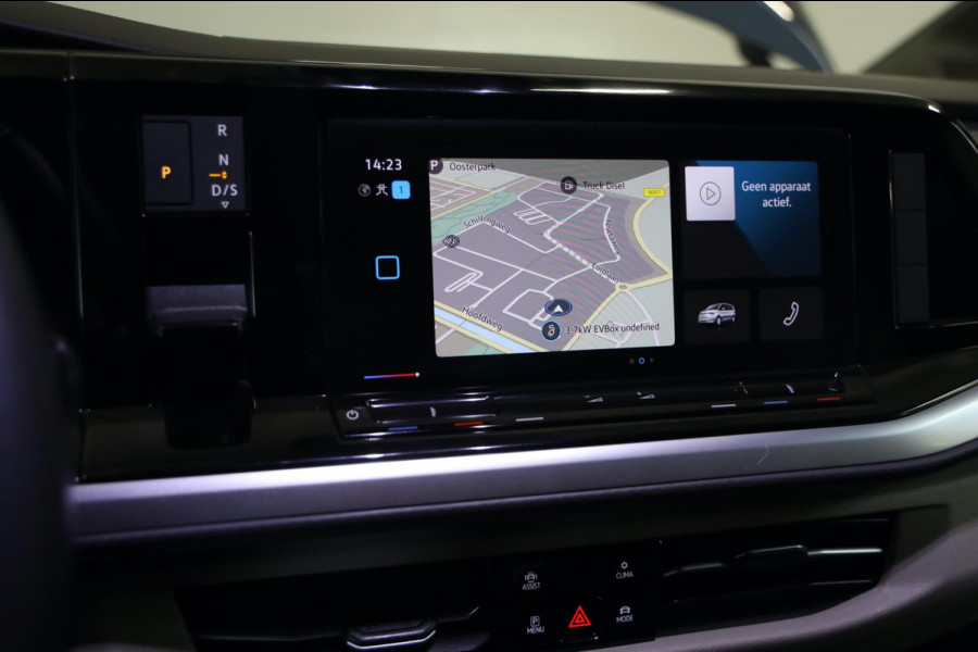 Volkswagen Multivan 1.4 eHybrid 6 PERS ASSIST FULL LED TREKHAAK CAMERA PDC CARPLAY LEASE V/A 147,- P.M. INRUIL MOGELIJK