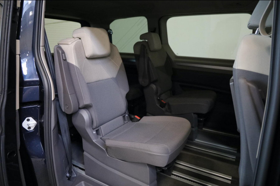 Volkswagen Multivan 1.4 eHybrid 6 PERS ASSIST FULL LED TREKHAAK CAMERA PDC CARPLAY LEASE V/A 147,- P.M. INRUIL MOGELIJK