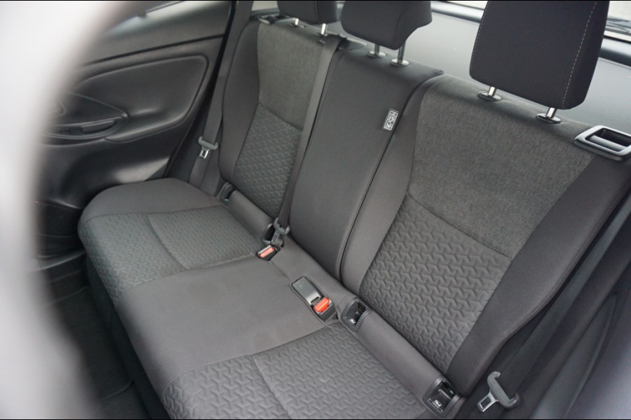 Toyota Yaris Cross Hybrid Active AUTOMAAT CARPLAY | NAVI | KEYLESS | ADAPTIVE!