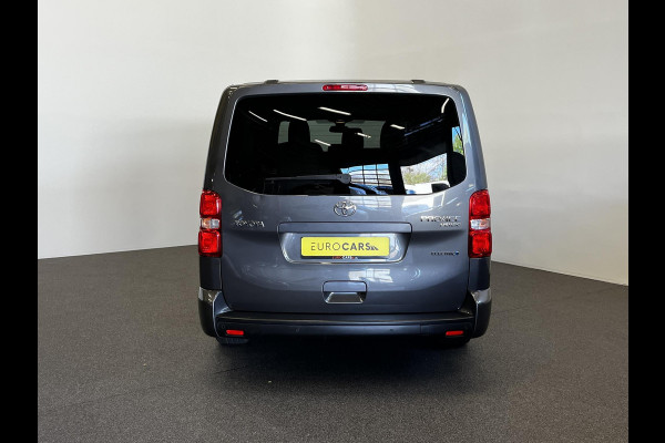 Toyota PROACE Electric Shuttle Long Extra Range Cool 75 kWh 9 pers. Navigatie Apple Carplay/Android Auto Parkeersensoren Cruise Control Lichtmetalen velgen Getinte ramen Airco