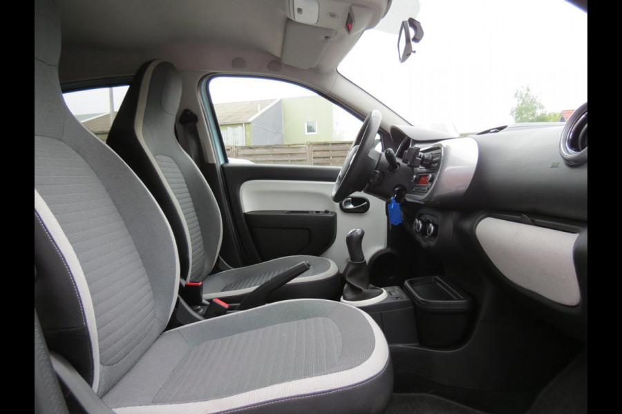 Renault Twingo 1.0 SCe Limited | AIRCO | CRUISE CONTROL | MICHELIN BANDEN | DAB | PARKEERSENSORS |