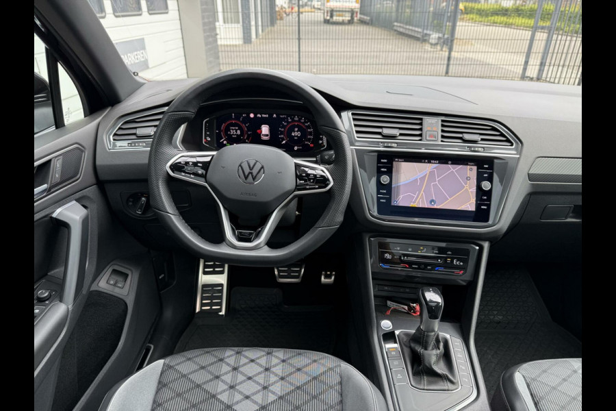 Volkswagen Tiguan 1.4 TSI eHybrid R-Line PANORAMADAK TREKHAAK