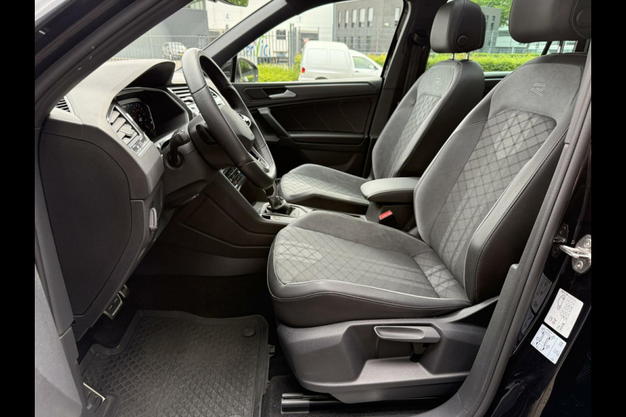 Volkswagen Tiguan 1.4 TSI eHybrid R-Line PANORAMADAK TREKHAAK