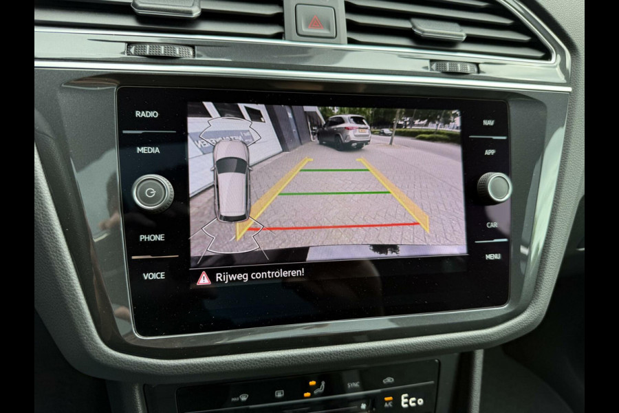 Volkswagen Tiguan 1.4 TSI eHybrid R-Line PANORAMADAK TREKHAAK