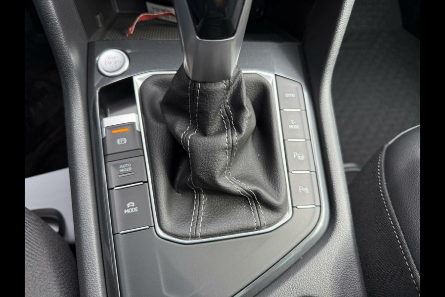 Volkswagen Tiguan 1.4 TSI eHybrid R-Line PANORAMADAK TREKHAAK