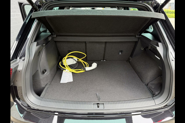 Volkswagen Tiguan 1.4 TSI eHybrid R-Line PANORAMADAK TREKHAAK