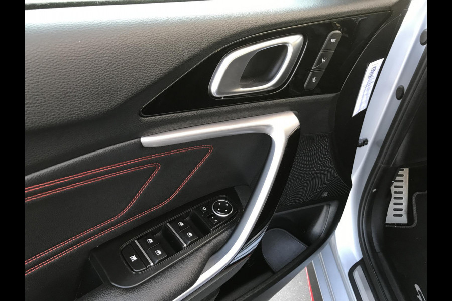 Kia ProCeed 1.6 GT 204PK Panoramadak 7 JAAR GARANTIE