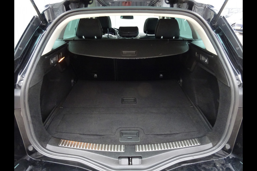 Renault MEGANE Estate 1.2 TCe Bose * MASSAGE * OPEN DAK !!