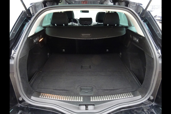 Renault MEGANE Estate 1.2 TCe Bose * MASSAGE * OPEN DAK !!