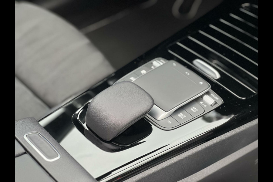 Mercedes-Benz CLA-Klasse Shooting Brake 250 e AMG Panoramadak|Burmester®|Camera 360°|Head-Up|AppleCarplay|DAB+|Distronic|LED Beam