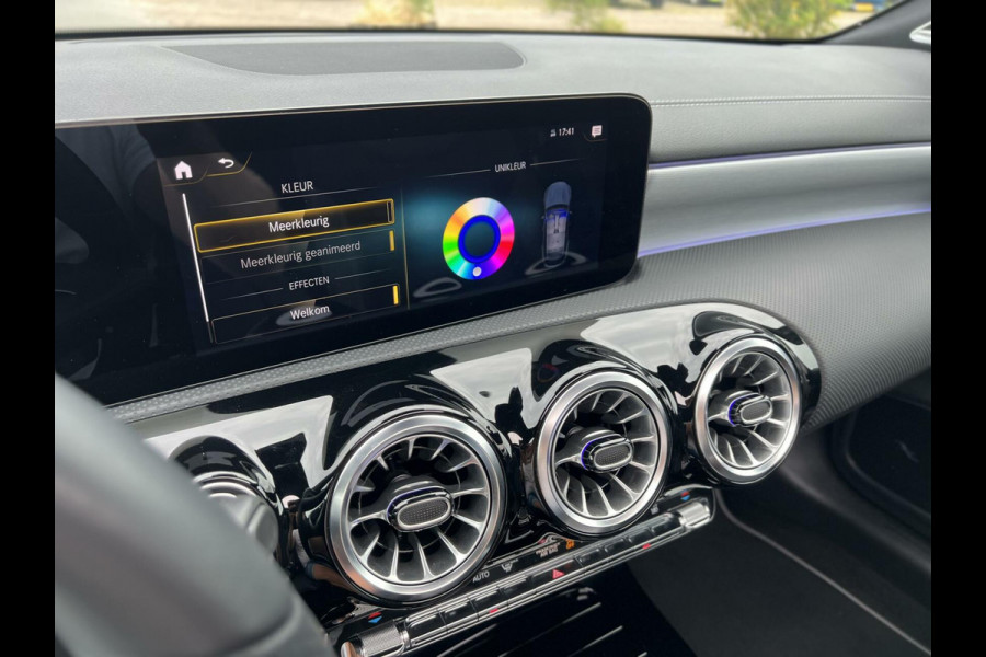 Mercedes-Benz CLA-Klasse Shooting Brake 250 e AMG Panoramadak|Burmester®|Camera 360°|Head-Up|AppleCarplay|DAB+|Distronic|LED Beam