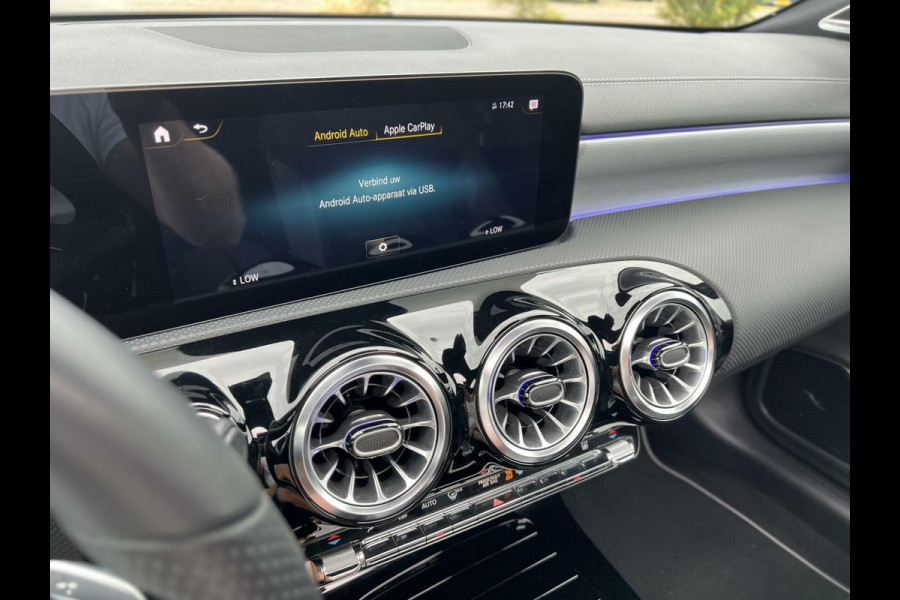 Mercedes-Benz CLA-Klasse Shooting Brake 250 e AMG Panoramadak|Burmester®|Camera 360°|Head-Up|AppleCarplay|DAB+|Distronic|LED Beam