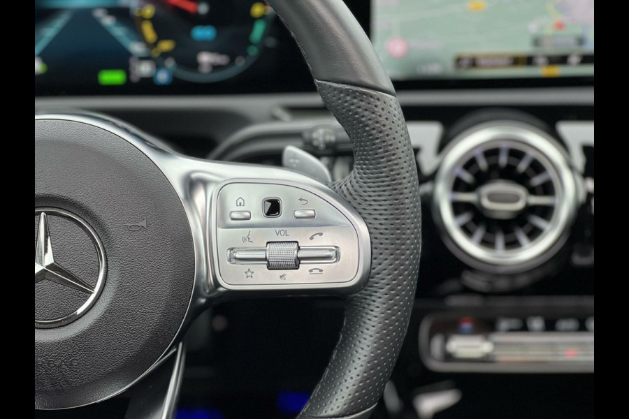 Mercedes-Benz CLA-Klasse Shooting Brake 250 e AMG Panoramadak|Burmester®|Camera 360°|Head-Up|AppleCarplay|DAB+|Distronic|LED Beam