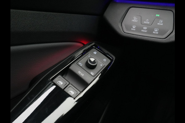 Volkswagen ID.4 Pure 52 kWh Panorama Matrix Led Stoelverwarming Warmtepomp Carplay Navigatie