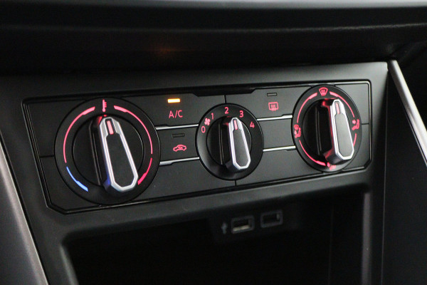 Volkswagen Polo 1.0 TSI Comfortline 5-Deurs, Airco, ACC, Apple Carplay, DAB, Elektrisch Pakket, USB