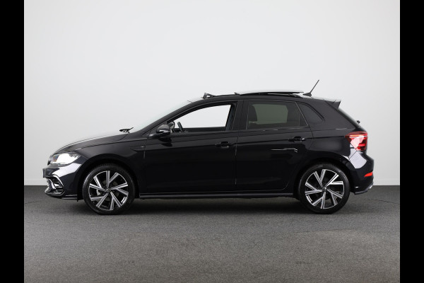 Volkswagen Polo 1.0 TSI R-Line 95PK Automaat (DSG) | Panorama dak | IQ Matrix led koplampen | Navigatie | Parkeercamera | Stoelverwarming | 17" LM velgen |