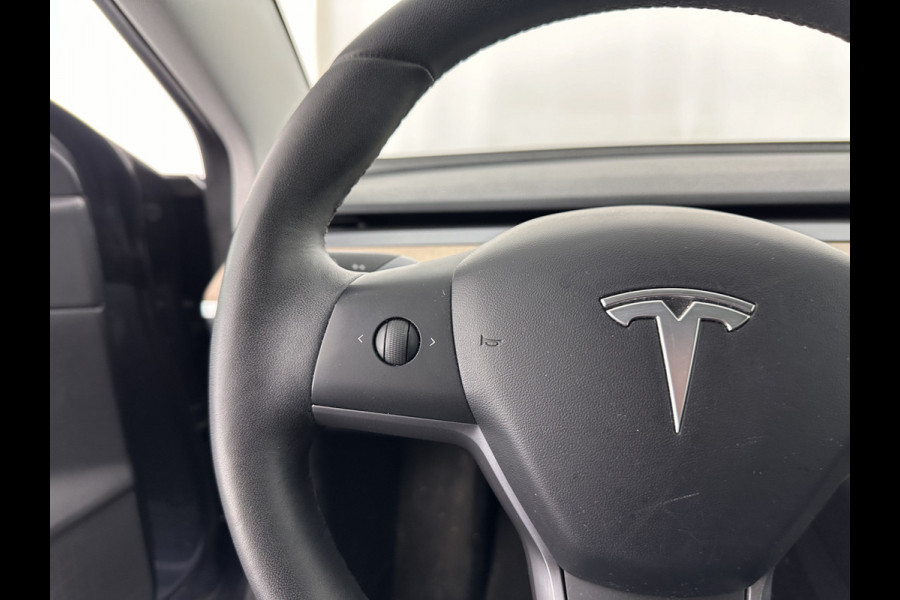 Tesla Model 3 Standard RWD Plus 60 kWh [ 3-Fase ] (INCL-BTW) Aut. *PANO | AUTO-PILOT | FULL-LEATHER | KEYLESS | FULL-LED | MEMORY-PACK | SURROUND-VIEW | DAB | CARPLAY | DIGI-COCKPIT | LANE-ASSIST | COMFORT-SEATS | 18"ALU*