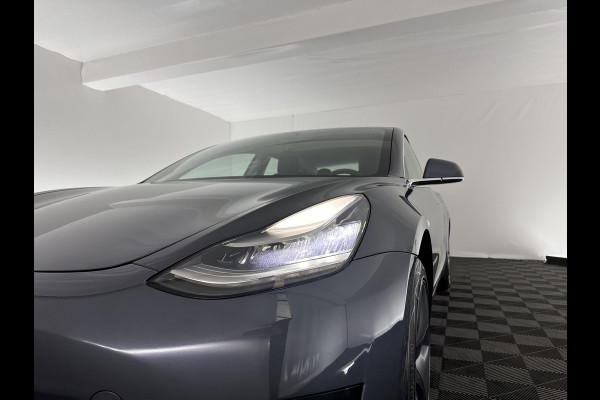 Tesla Model 3 Standard RWD Plus 60 kWh [ 3-Fase ] (INCL-BTW) Aut. *PANO | AUTO-PILOT | FULL-LEATHER | KEYLESS | FULL-LED | MEMORY-PACK | SURROUND-VIEW | DAB | CARPLAY | DIGI-COCKPIT | LANE-ASSIST | COMFORT-SEATS | 18"ALU*