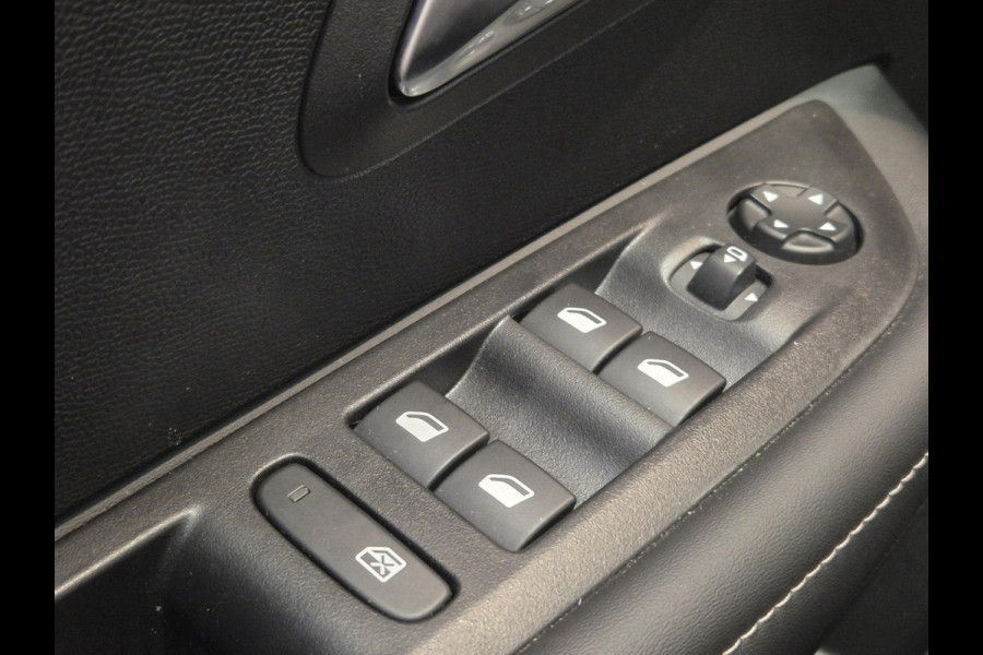 Peugeot 208 1.2 PureTech 100 Allure | Navigatie | Achteruitrijcamera | Apple Carplay/Android Auto |