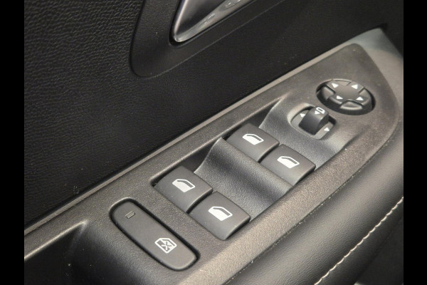 Peugeot 208 1.2 PureTech 100 Allure | Navigatie | Achteruitrijcamera | Apple Carplay/Android Auto |