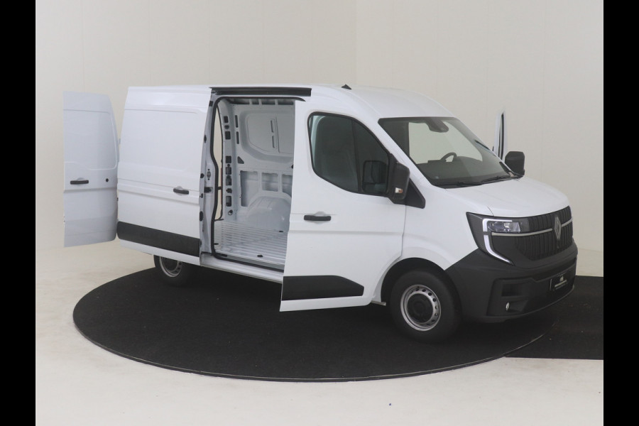 Renault Master T35 150 PK L2H2 ADVANCE NIEUW MODEL ( BPM VRIJ ) LED AIRCO ECC NAVIGATIE CAMERA PARKEERSENSOREN ACHTER LANE ASSIST ALL SEASON BANDEN
