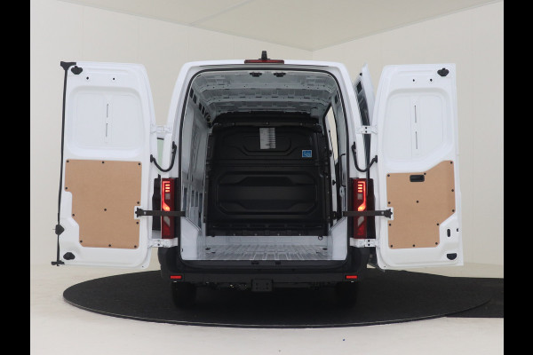 Renault Master T35 150 PK L2H2 ADVANCE NIEUW MODEL ( BPM VRIJ ) LED AIRCO ECC NAVIGATIE CAMERA PARKEERSENSOREN ACHTER LANE ASSIST ALL SEASON BANDEN