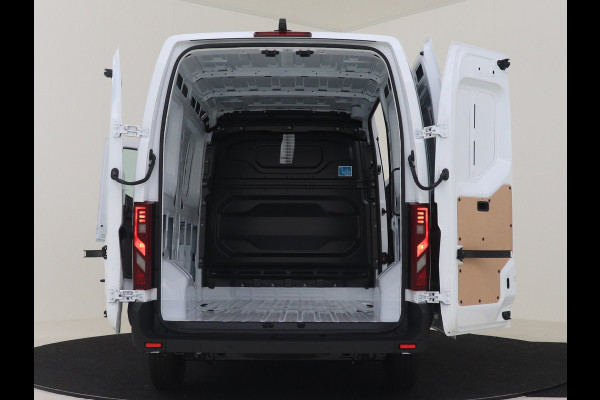 Renault Master T35 150PK L2H2 EXTRA NIEUW MODEL ( BPM VRIJ ) LED AIRCO ECC CARPLAY CAMERA PARKEERSENSOREN LANE ASSIST 270 GRADEN DEUREN