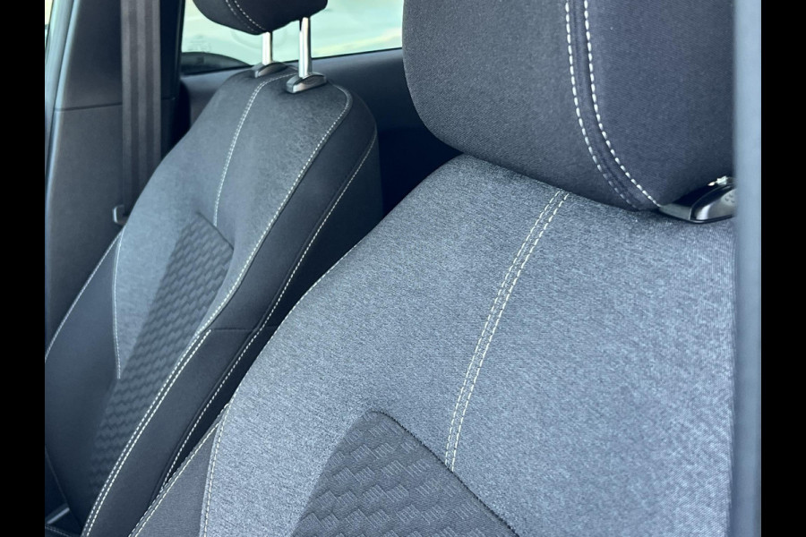 Ford Fiesta 1.0 EcoBoost Hybrid Titanium | Winter Pack | Navigatie | Camera