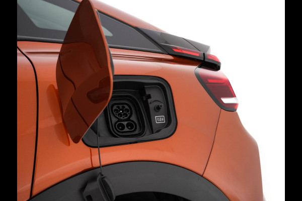 Citroën Ë-C4 Feel 50 kWh [ 3-Fase ] (INCL-BTW) *FULL-LED | DIGI-COCKPIT | CARPLAY | MICROFIBRE-COMFORT-SEATS | ECC | LANE-ASSIST | PDC | CRUISE | 18''ALU*