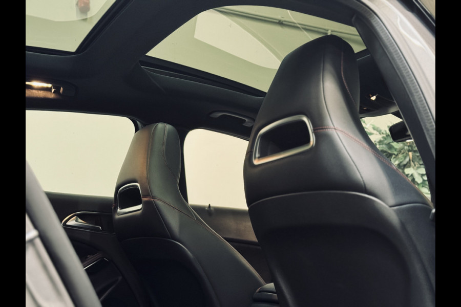 Mercedes-Benz GLA 180 AMG Line | Panorama | NAP | BTW