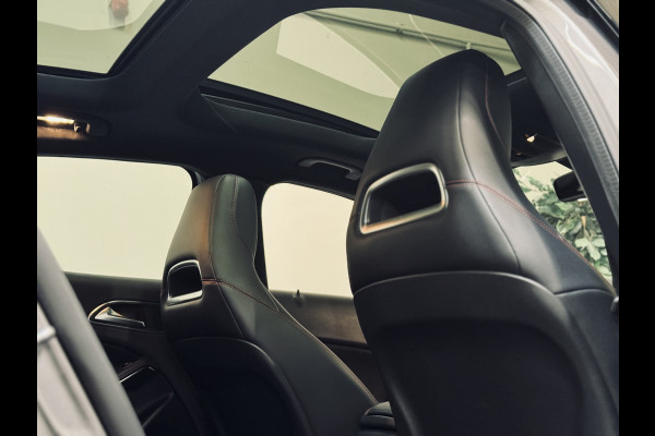 Mercedes-Benz GLA 180 AMG Line | Panorama | NAP | BTW