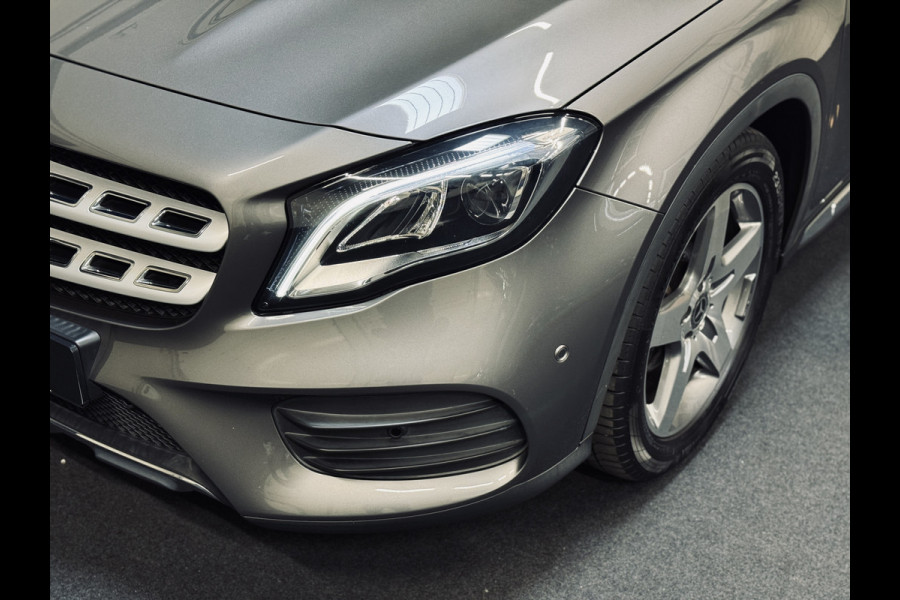 Mercedes-Benz GLA 180 AMG Line | Panorama | NAP | BTW