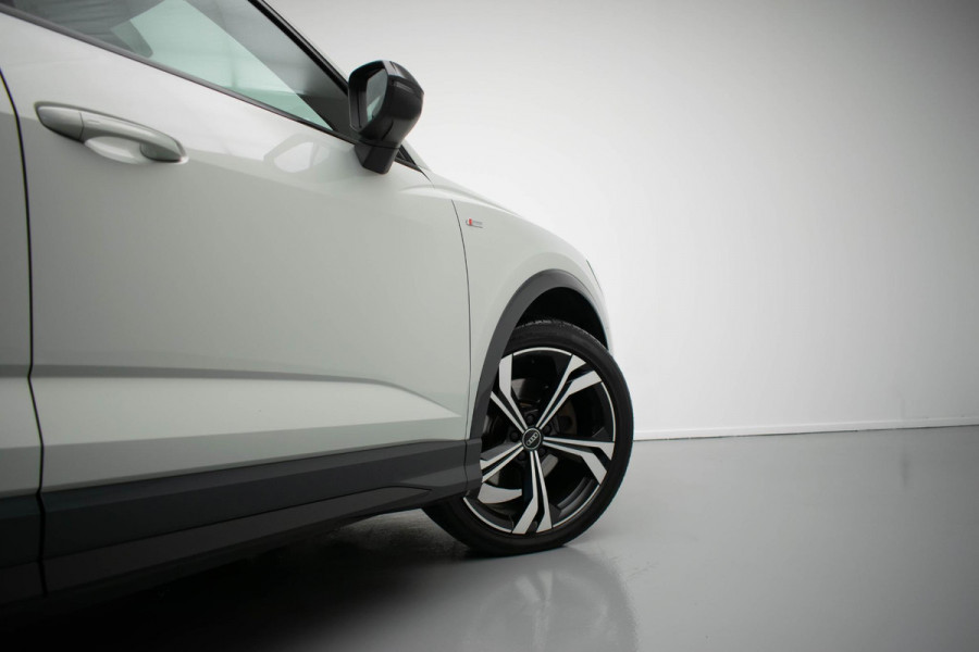 Audi Q3 Sportback 35 TFSI S Edition |Pano|3xS-Line|Sonos|Elek.Stoelen|Elek.Trekhaak|