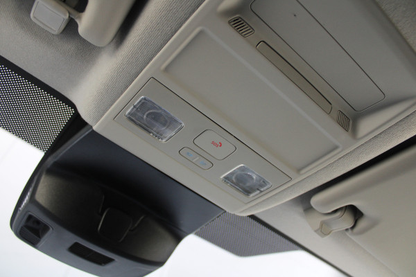 Ford Transit Custom 320 2.0 TDCI L2H1 Trend 170pk - 2x Schuifdeur - Carplay - Android - Camera - LED - Stoelverwarming - 70l tank - Rijklaar