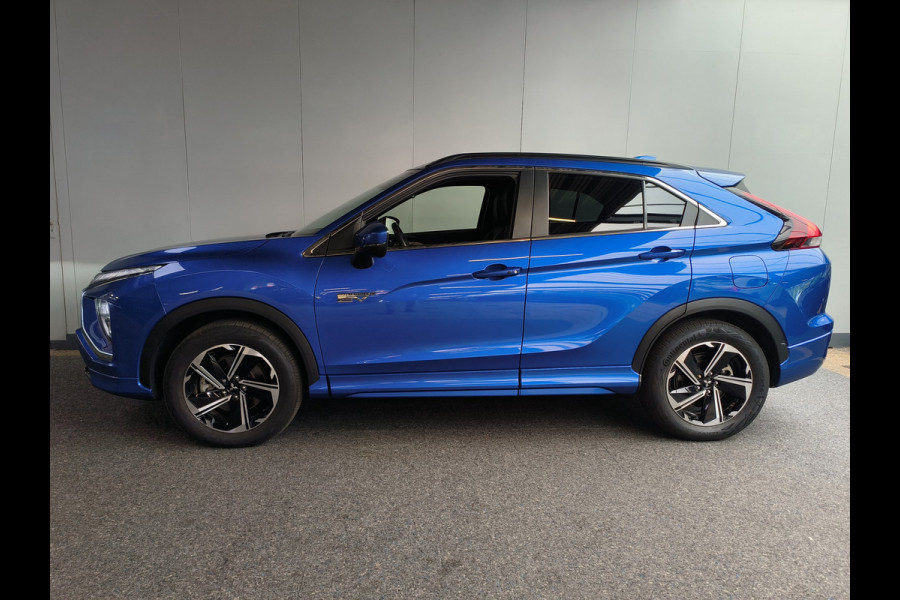 Mitsubishi Eclipse Cross 2.4 PHEV Executive uit 2023 Rijklaar 12 maanden Bovag-garantie Henk Jongen Auto's in Helmond,  al 50 jaar service zoals 't hoort!