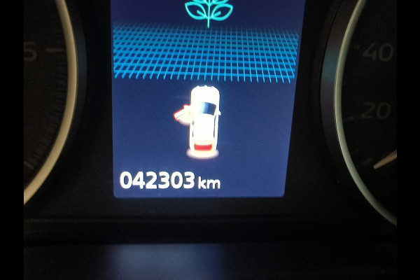 Mitsubishi Eclipse Cross 2.4 PHEV Executive uit 2023 Rijklaar 12 maanden Bovag-garantie Henk Jongen Auto's in Helmond,  al 50 jaar service zoals 't hoort!