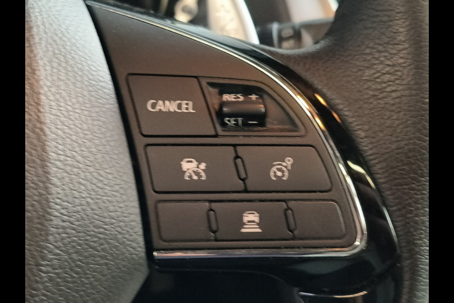 Mitsubishi Eclipse Cross 2.4 PHEV Executive uit 2023 Rijklaar 12 maanden Bovag-garantie Henk Jongen Auto's in Helmond,  al 50 jaar service zoals 't hoort!