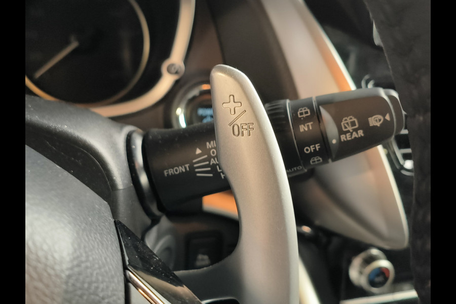 Mitsubishi Eclipse Cross 2.4 PHEV Executive uit 2023 Rijklaar 12 maanden Bovag-garantie Henk Jongen Auto's in Helmond,  al 50 jaar service zoals 't hoort!