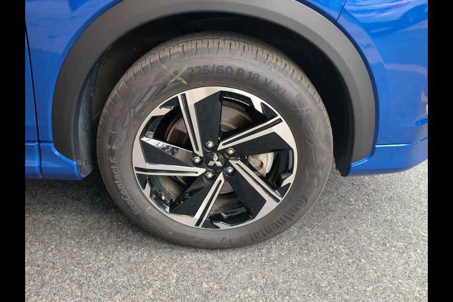 Mitsubishi Eclipse Cross 2.4 PHEV Executive uit 2023 Rijklaar 12 maanden Bovag-garantie Henk Jongen Auto's in Helmond,  al 50 jaar service zoals 't hoort!
